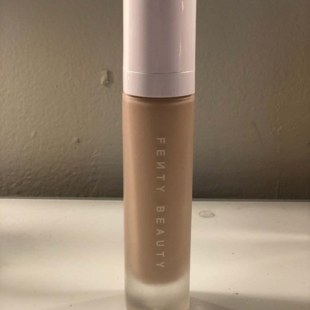 FENTY BEAUTY PRO FILT'R FOUNDATION in shade 150
